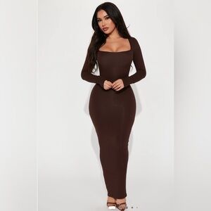 Fashion Nova Long Sleeve Square Neck Bodycon Dress in Brown